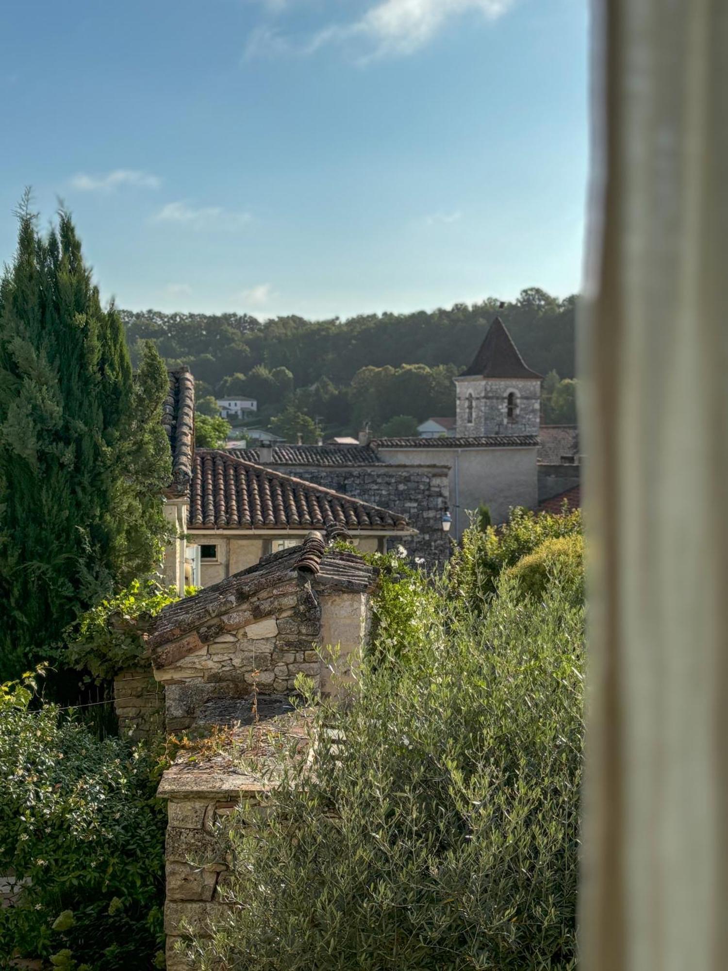 Le Coucou Montcuq Bed and Breakfast Buitenkant foto