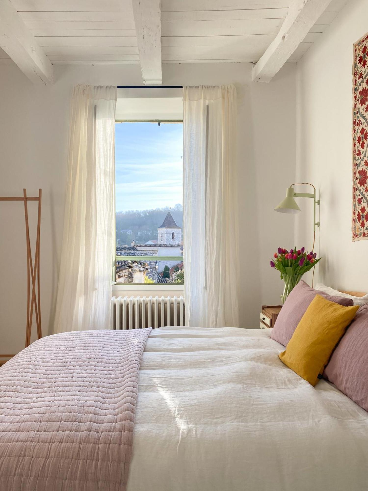 Le Coucou Montcuq Bed and Breakfast Buitenkant foto