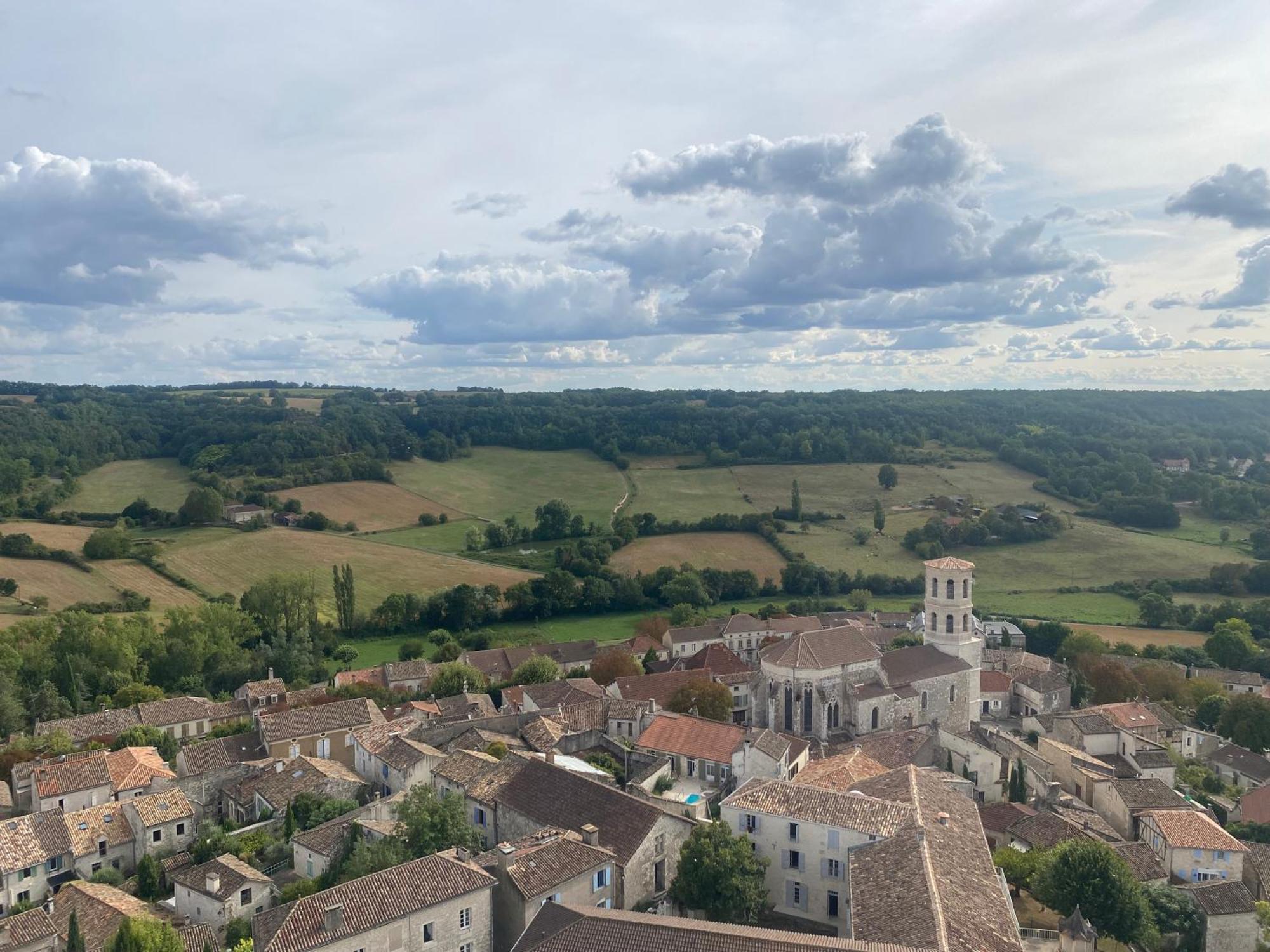 Le Coucou Montcuq Bed and Breakfast Buitenkant foto